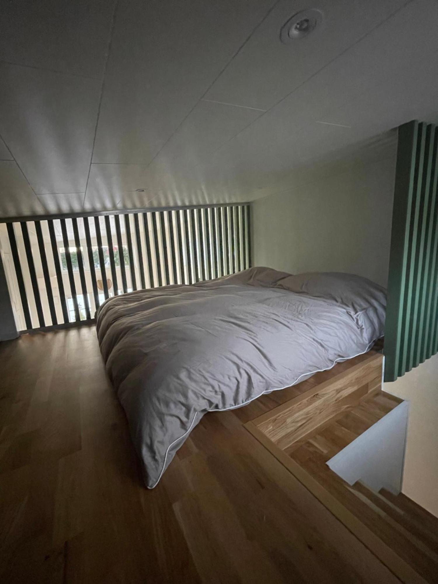 Ett Nytt Fraesch Hus Utanfoer Stockholm Naera Arlanda Villa Rosersberg Eksteriør billede